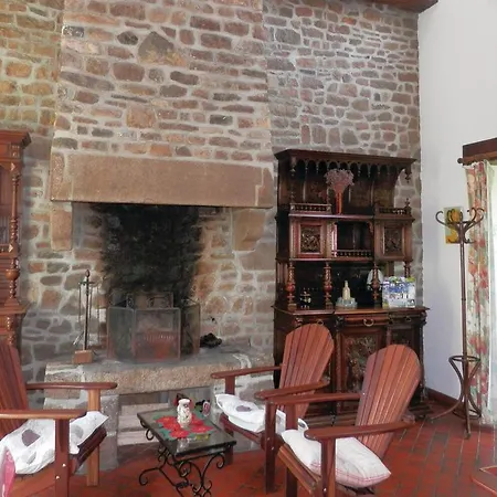 Holiday With A Fireplace 04 *